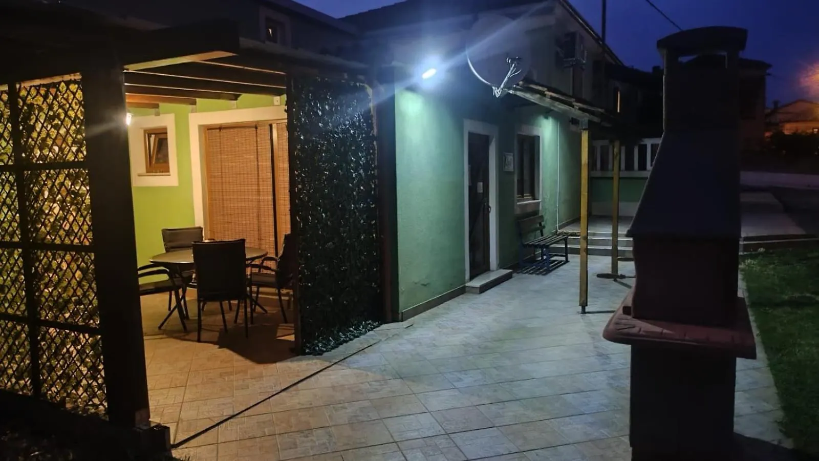 Daire Apartman Forest Queen Pula