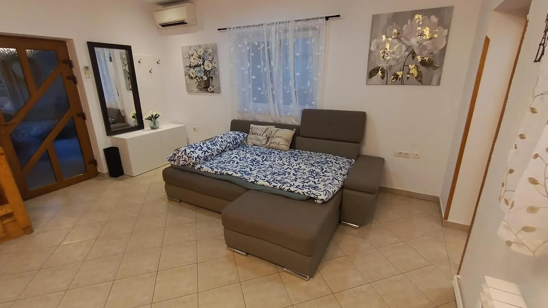 Daire Apartman Forest Queen Pula Hırvatistan