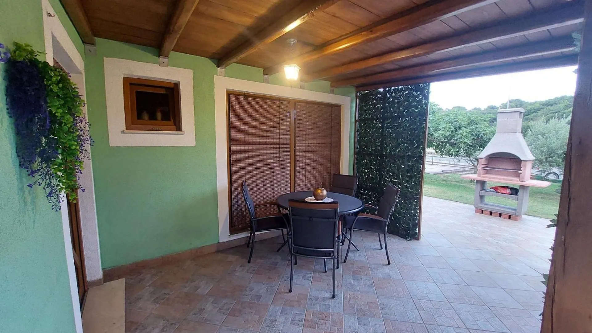 Daire Apartman Forest Queen Pula