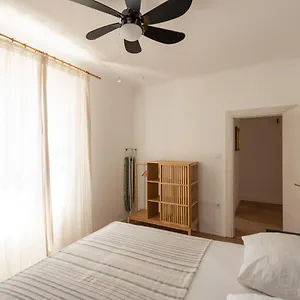 Appartamento With Private Parking Free, Pola
